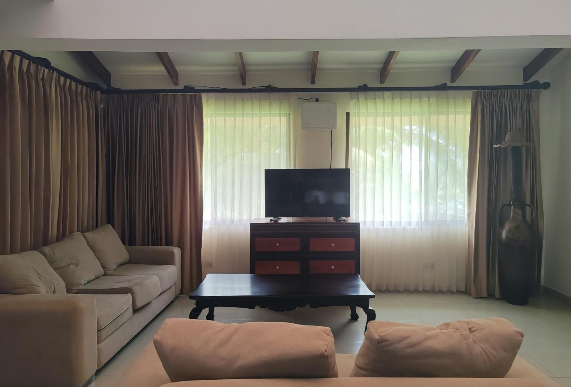 Marenaz Oceanfront Resort Естерийос Есте Екстериор снимка