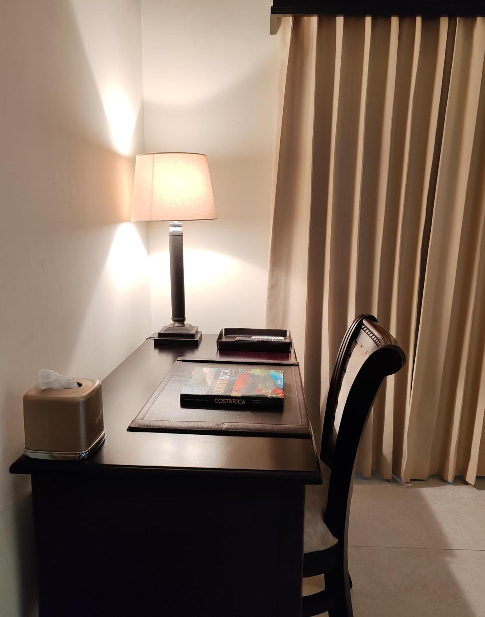 Marenaz Oceanfront Resort Естерийос Есте Екстериор снимка